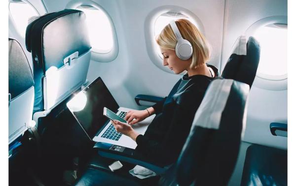 Philips Wireless Over-Ear-Kopfhörer TAH8506WT Weiss